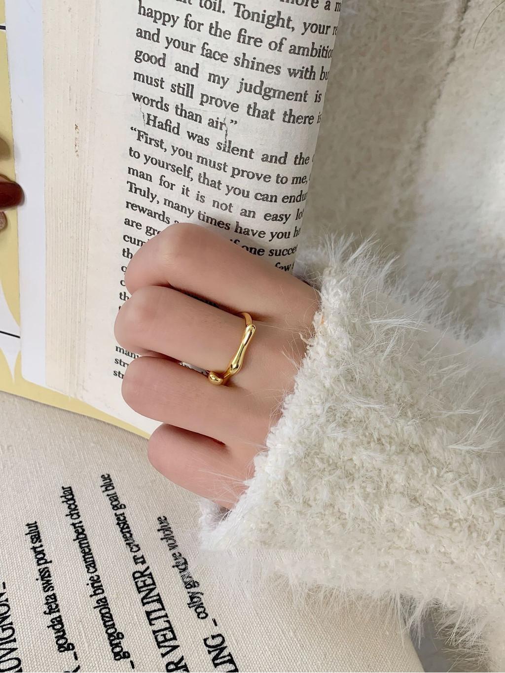 

925 Sterling Elegant Silver Adjustable Open Ring For Women With Unique Geometric Design J5243