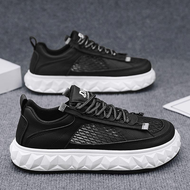 

Hollow large net sports and leisure shoes men s versatile trend mesh shoes young and young students board shoes large size 45 39