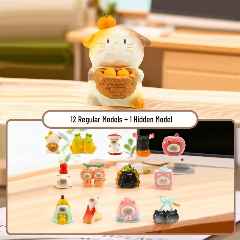 Hot Selling Cat Travel Diary: Blind Box Fashion Resin Figurine - Hand-Painted Cute Cat Desktop Ornament