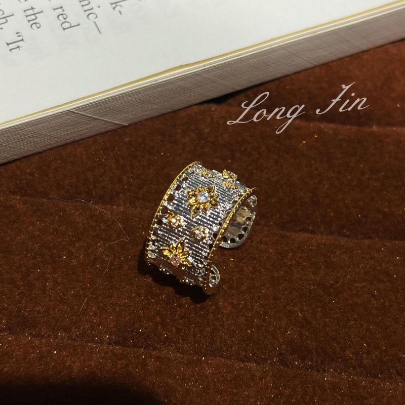 Anillo Cruz Flor Craft Cepillado Italiano Bratti Estilo Corte Retro Anillo Trébol Cuatro Hojas Diamante Femenino en Vivo