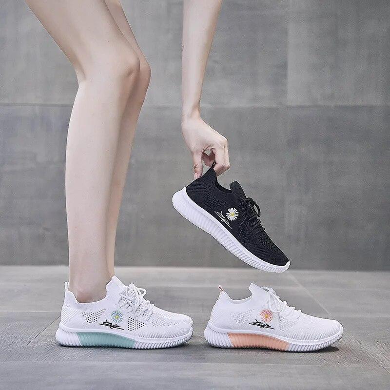 Summer Sneakers Women Fashion Sports Shoes Breathable Mesh Tennis Female Running Vulcanized Shoes Ladies Comfortable Trainers