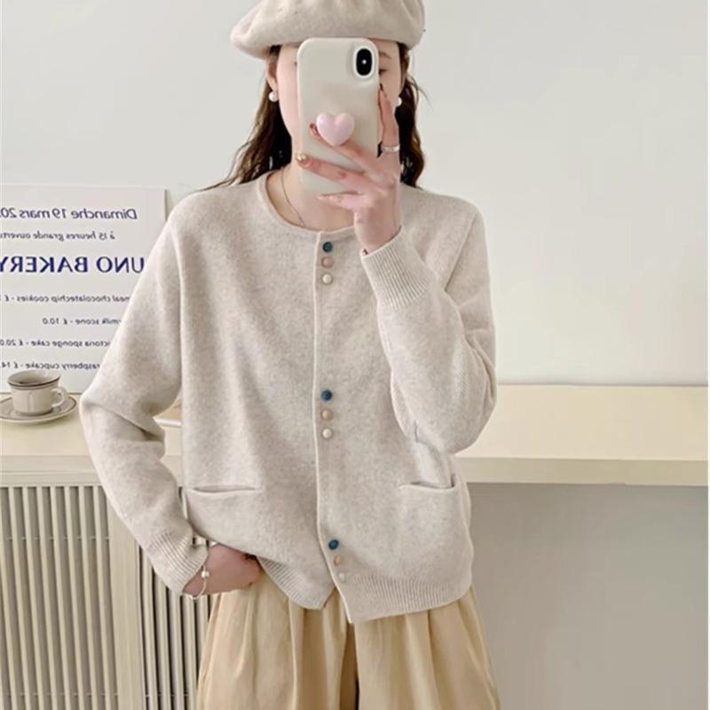 Autumn and Winter New Lazy Loose Solid Color Knitted Cardigan Women's Round Neck Color Button Sweater Jacket Tide