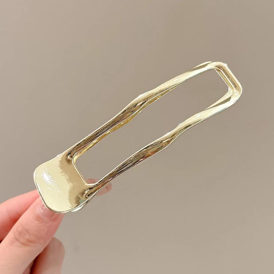 Hollow Rectangle Hair Claw Clips Metal Duckbill Hair Clips Non-Slip Grip Hair Barrettes Geometric Hair Accessories for Daily
