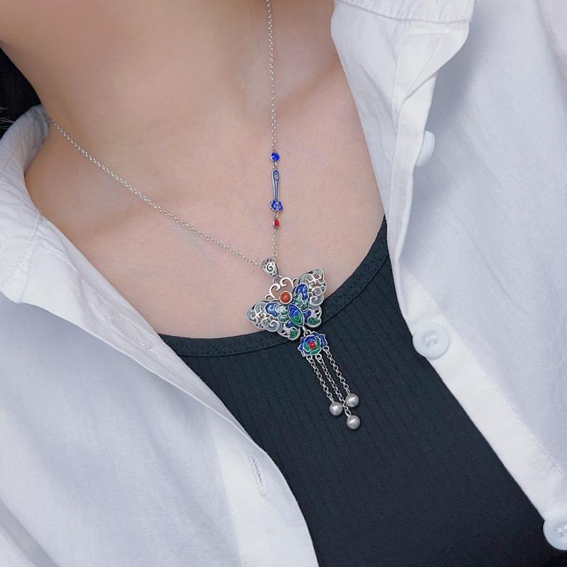 Exquisite Enamel Blue-green Butterfly Pendant Tassel Retro Ethnic Style Auspicious Cloud Necklaces Wedding Jewelry