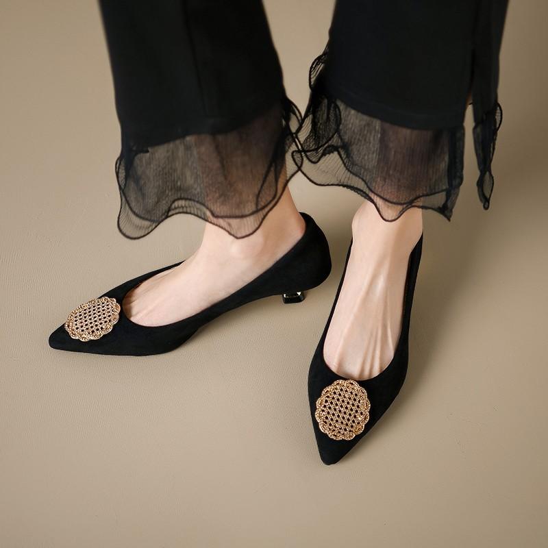 

Французские черные туфли на низком каблуке, женские, тонкий каблук, не уставшие, рабочая обувь, профессиональные, новые, замшевые, заостренные туфли, женская обувь 34 чёрный