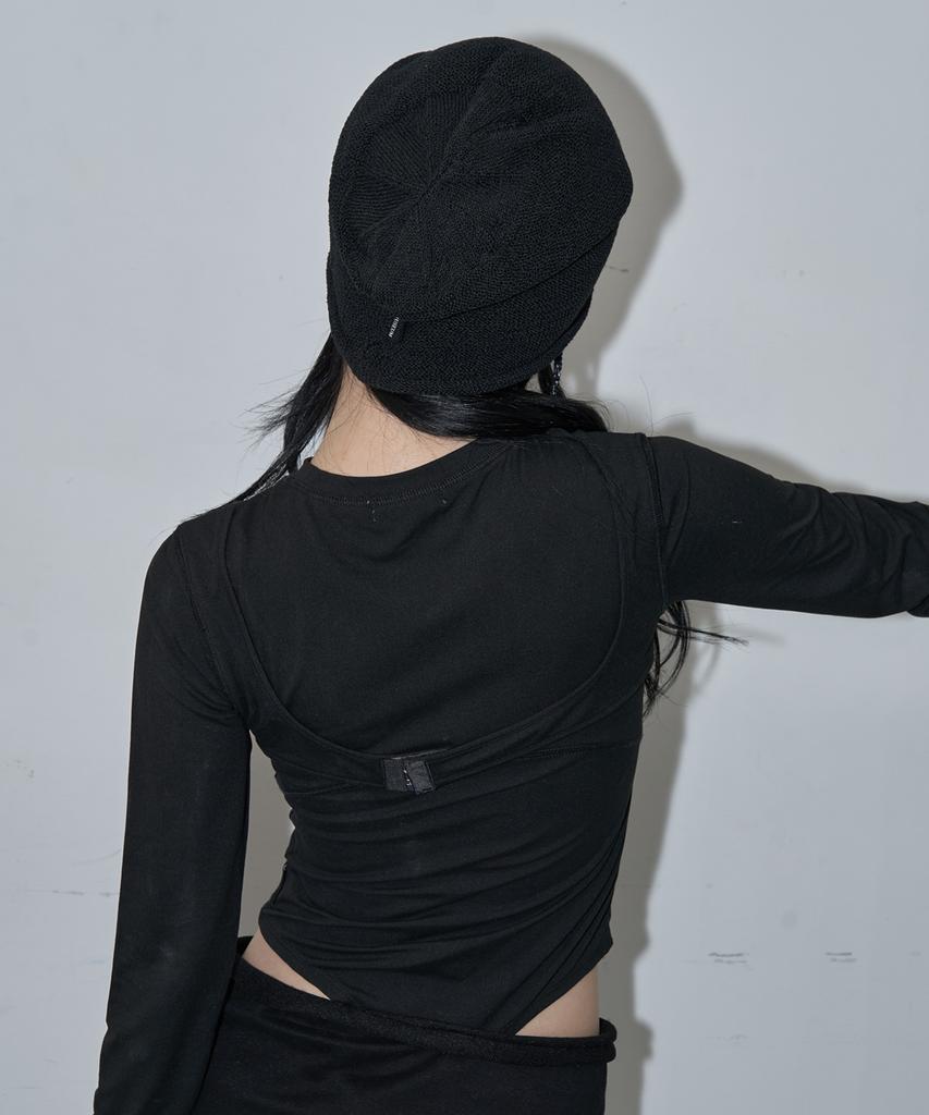 ZIZEMUSEUM Long String Mesh Beanie (Black)