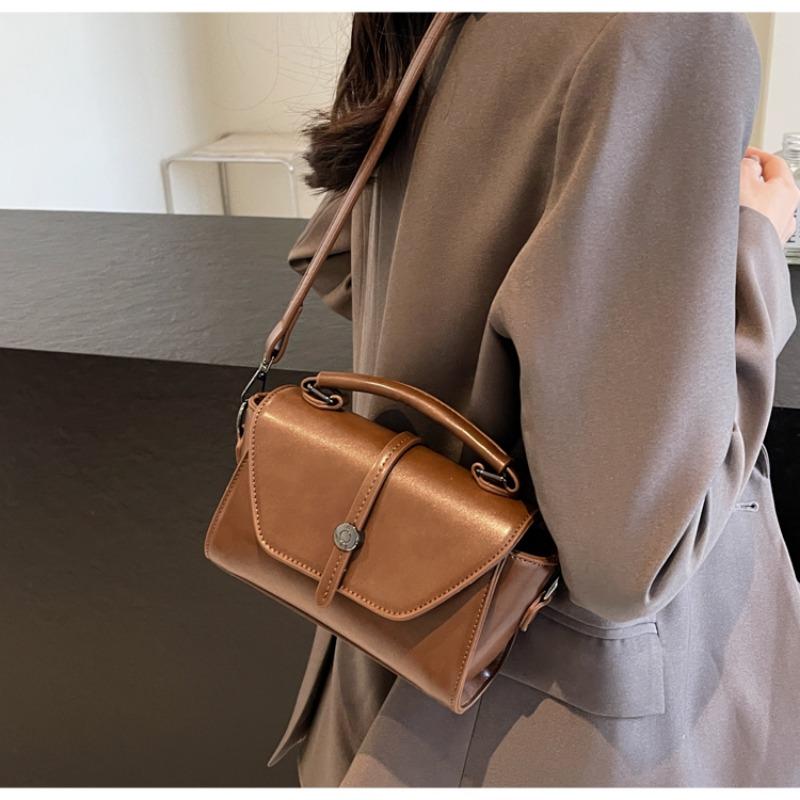 PU Crossbody bags for women  retro versatile shoulder bags  elegant and new