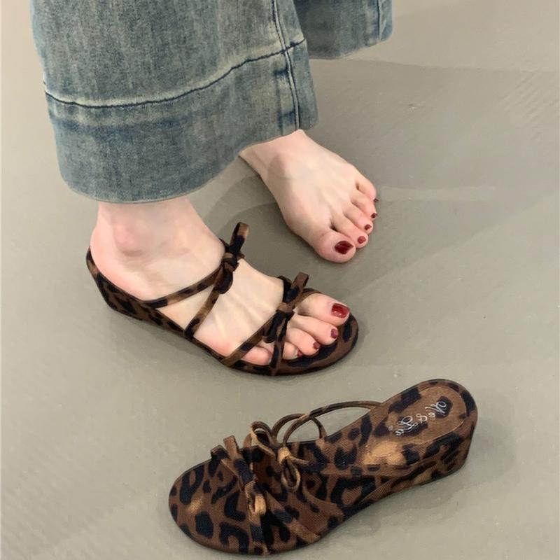 Sommer Keilabsatz Damenmode Hausschuhe Komfort Outdoor Party Kleid Pantoletten Casaul Zehenfrei Slip-On Schuhe