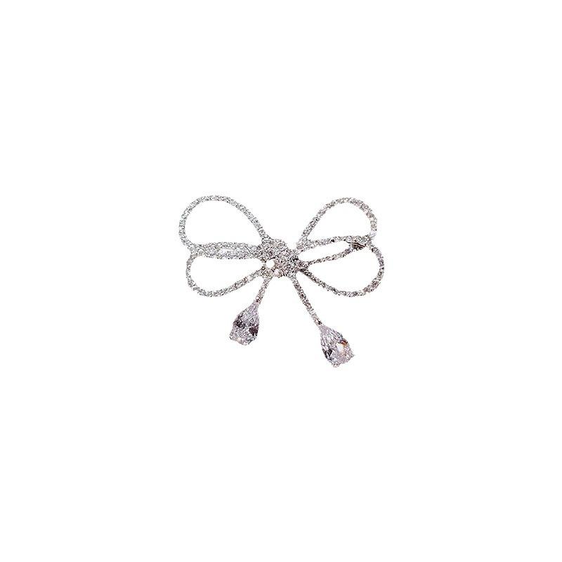 1pc cute bow tie brooch for women to prevent exposure; neck pin to fix clothes; suit accessory; chest flower