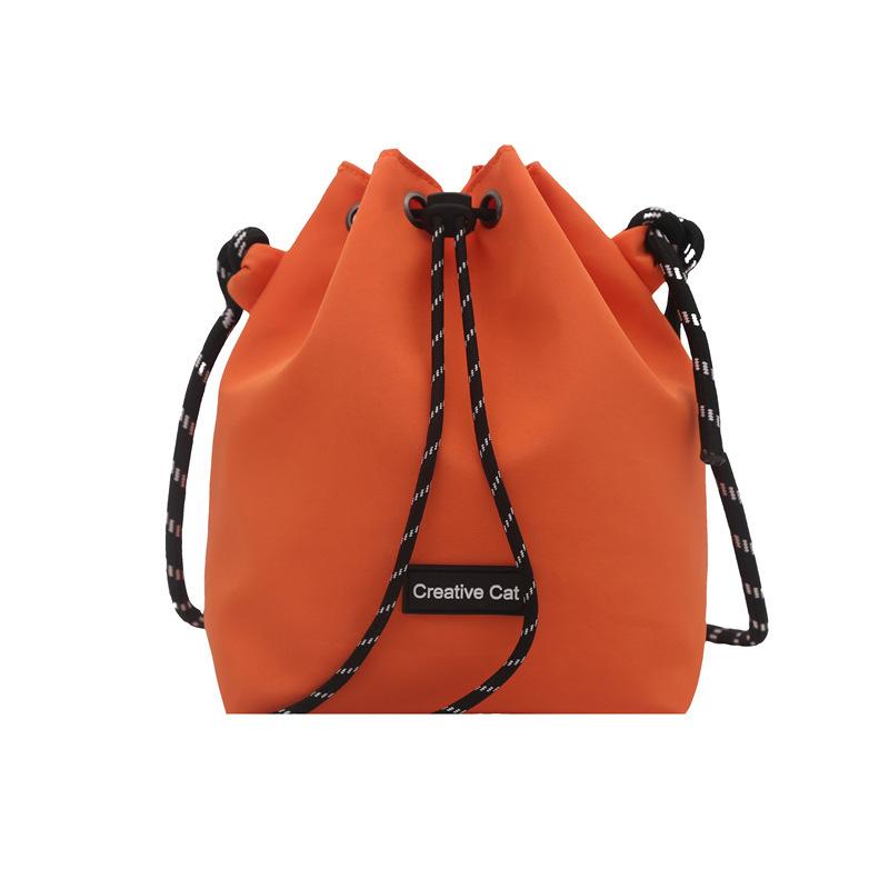Nylon Sports and Leisure Bucket Bag, Simple Niche Commuting Versatile Girls Drawstring Bag, Summer Large-capacity Messenger Bag
