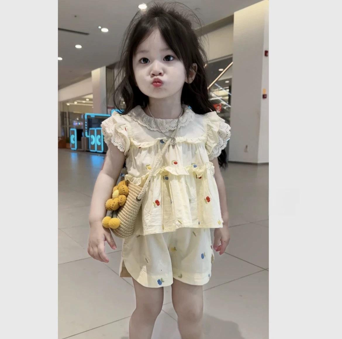 Girls Summer Sweet Fresh Two Piece Set Stylish Split Shorts Outfit 80