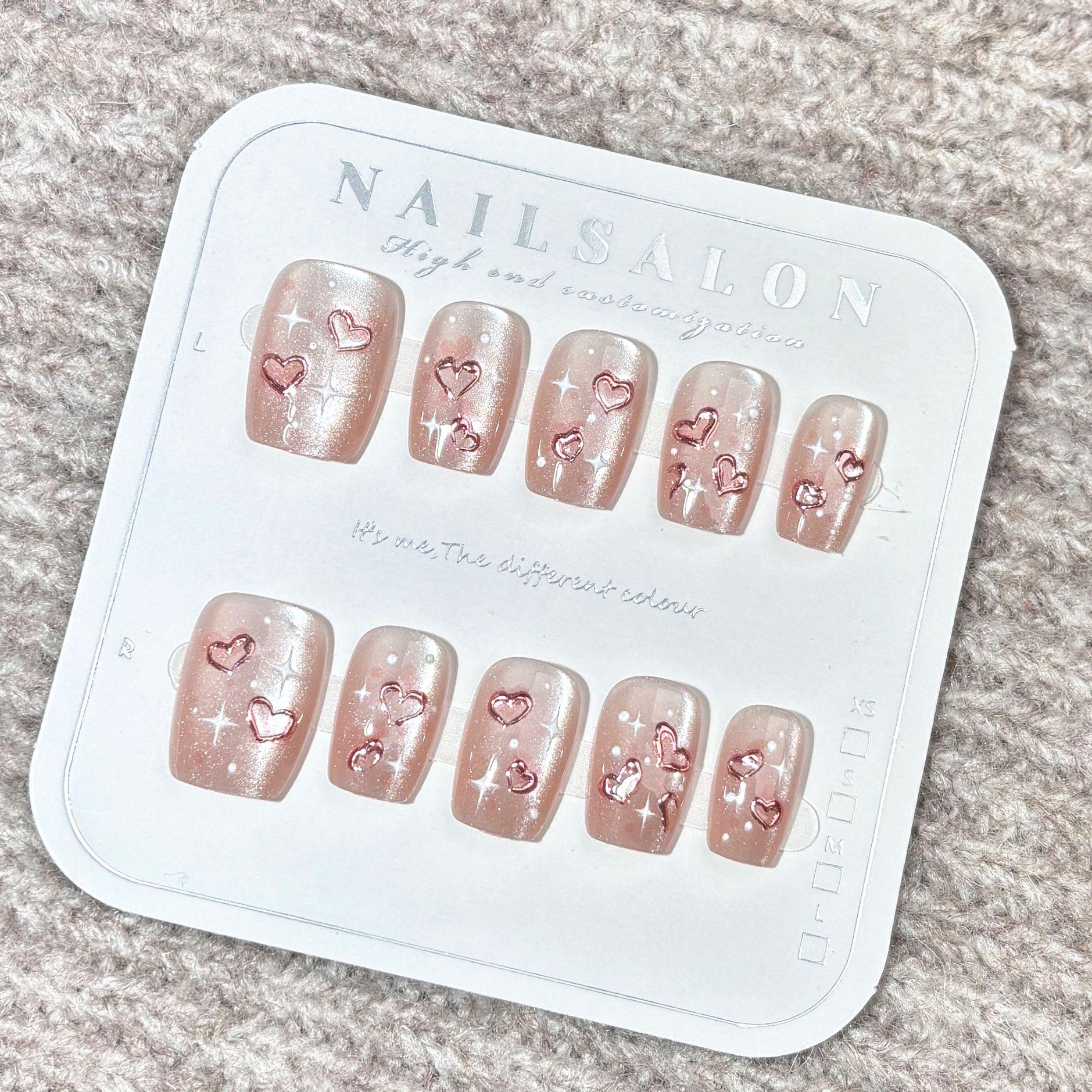 

Розовые ногти «кошачий глаз» в форме сердца с пузырьками - Короткие и милые накладные ногти