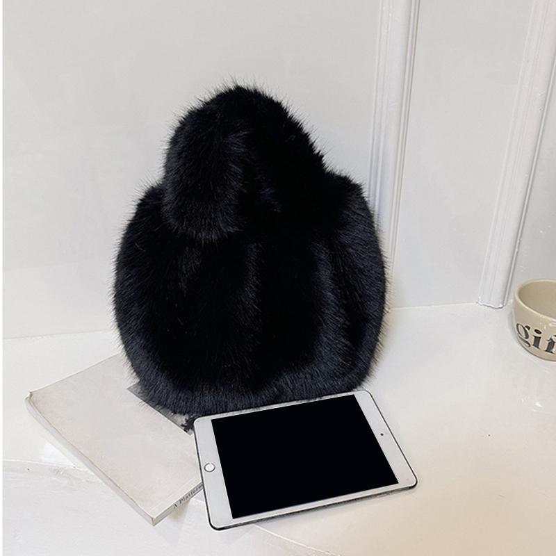 Fashion Cute Soft Plush Bag For Women Girls Luxury Fluffy Tote Bag Versatile Exquisite Autumn Winter Fur Shoulder Handbag Gifts