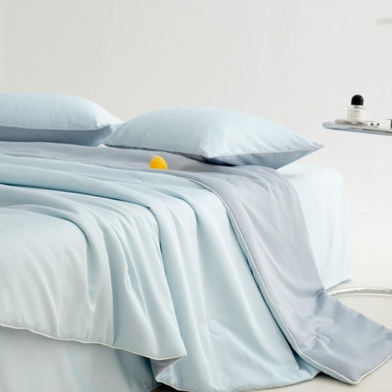New Hot-selling Class A Skin-friendly and Ice-feeling Lyocell Tencel Fiber Summer Cool Quilt Double Color Quilt for Summer