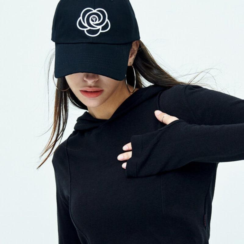 ATTENTIONROW FOR WOMEN 22FW01WY01 Big Flower Logo Embroidered Ball Cap (Black)
