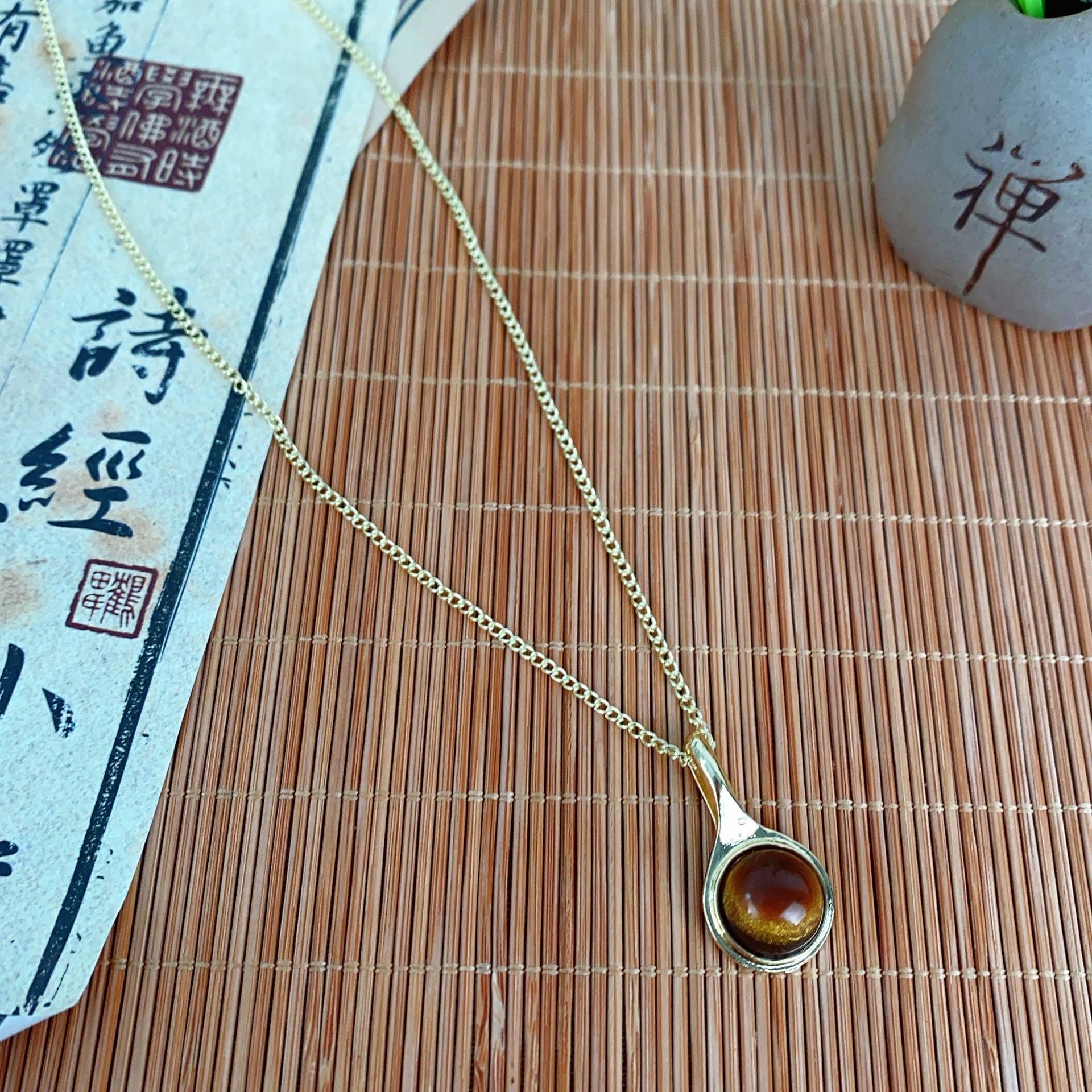 

Maillard natural pearl tiger s eye stone decorative necklace accessories women s high-end versatile light luxury high-end sweater neck chain