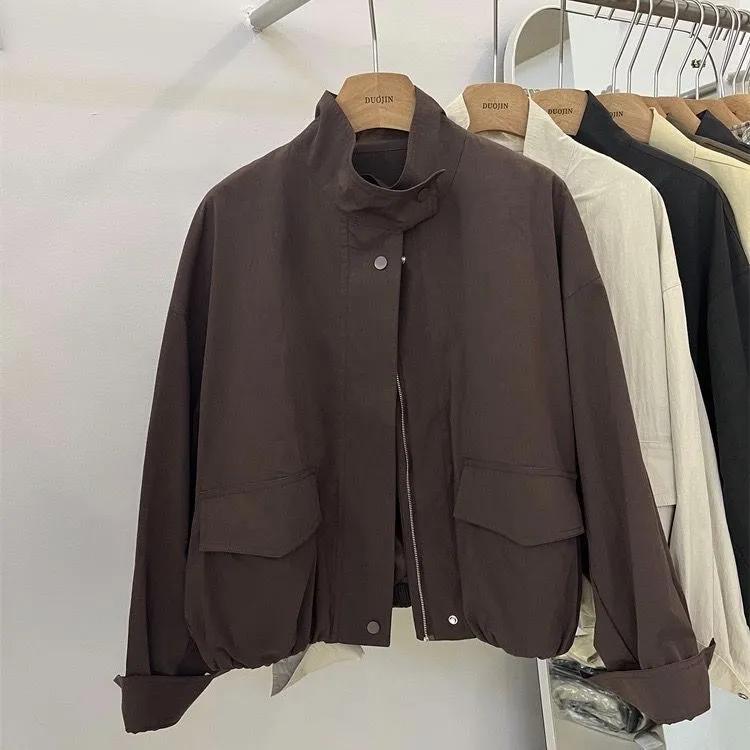 Women's Spring/Fall Loose-Fit Stand-Collar Slimming Casual Jacket: Solid-Color, Minimalist, and Stylish Workwear Jacket