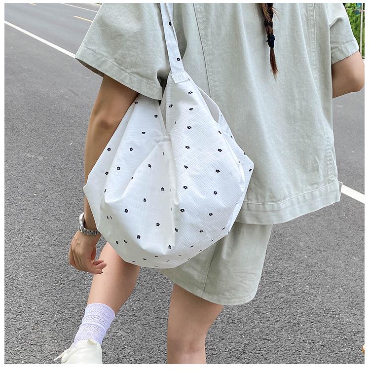 2026 Trendy Women's Korean Polka Dot Tote Bag - Large Capacity, Lazy Summer Style
