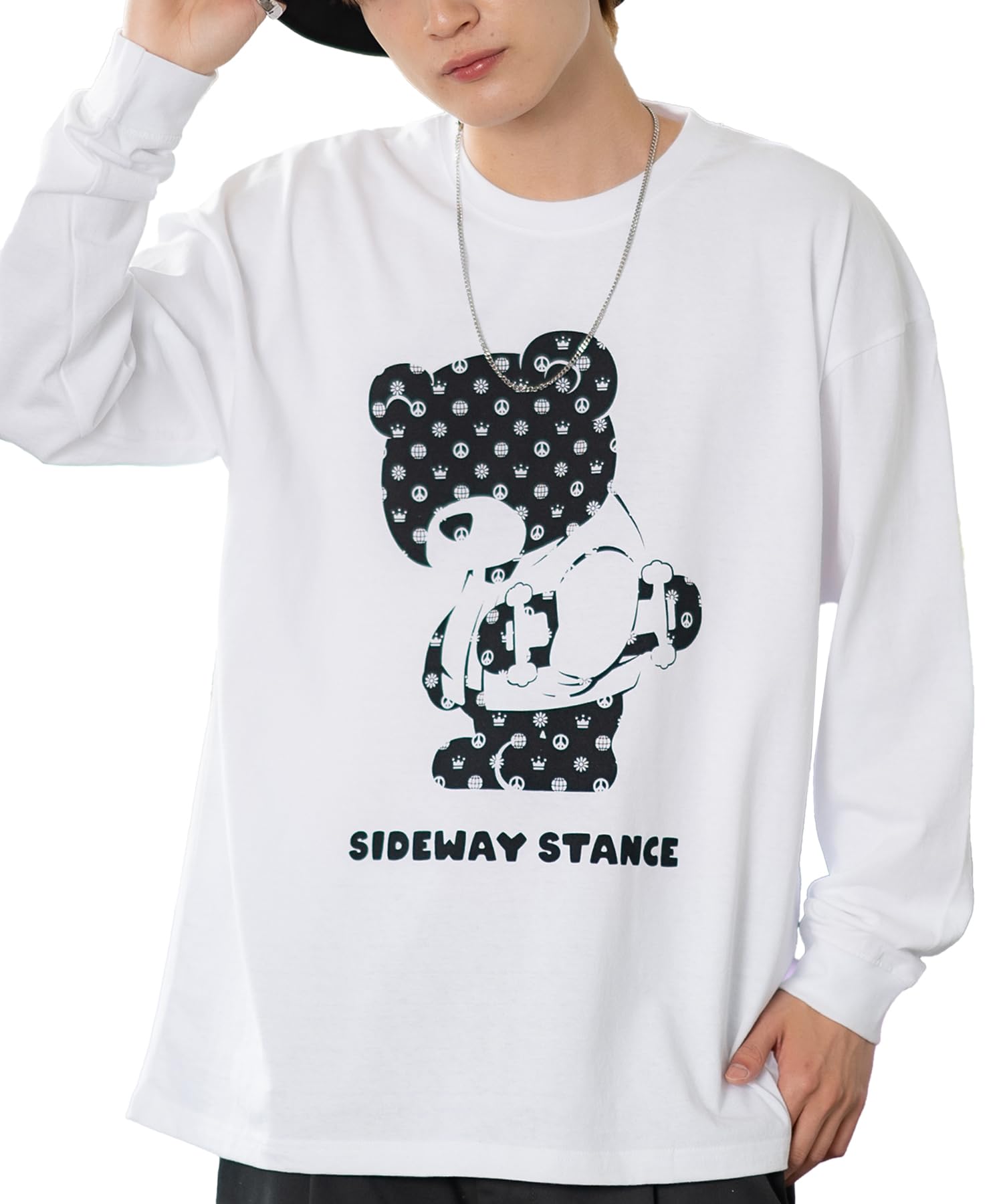 

IMPROMES Casual SIDEWAYSTANCE Monogram Bear Long Sleeve T-Shirt, Men s, White