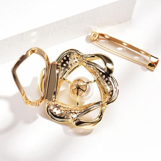 Pretty Badge Pin Ornamental Colorfast Dress Up