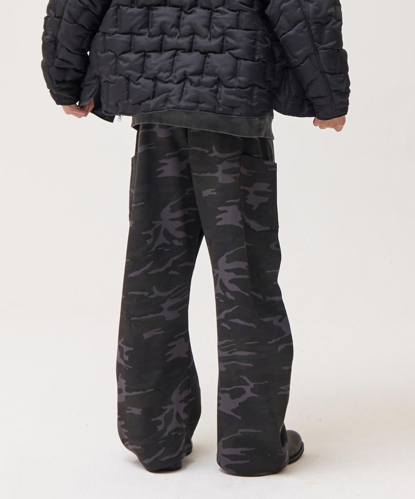 Akesi Lenin Curved Sweatpants_Camo