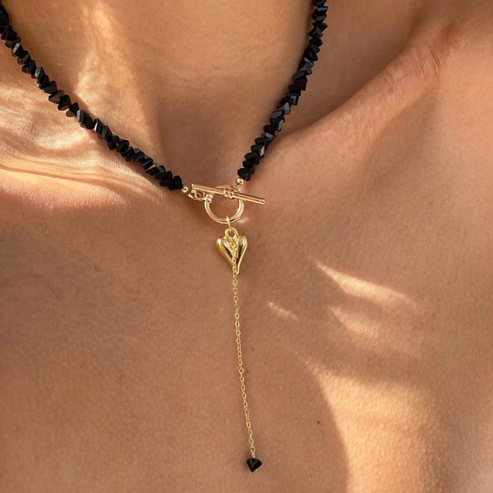 Neue unregelmäßige Choker-Halskette mit Vintage-Quasten und Zirkon-Herz-Anhänger für Damen, weiße Imitation Perlenkette, Valentinstagsgeschenk