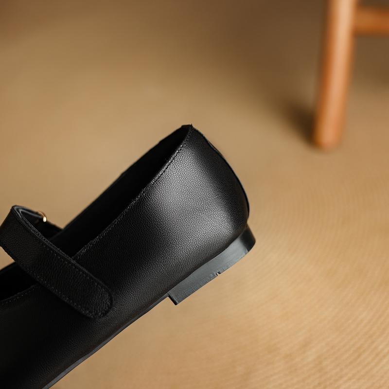Mode Damskor nya fårskinn vår och höst rund tå mjuka och bekväma metallbältesspänne låg klack Mary Jane-skor enkel sko