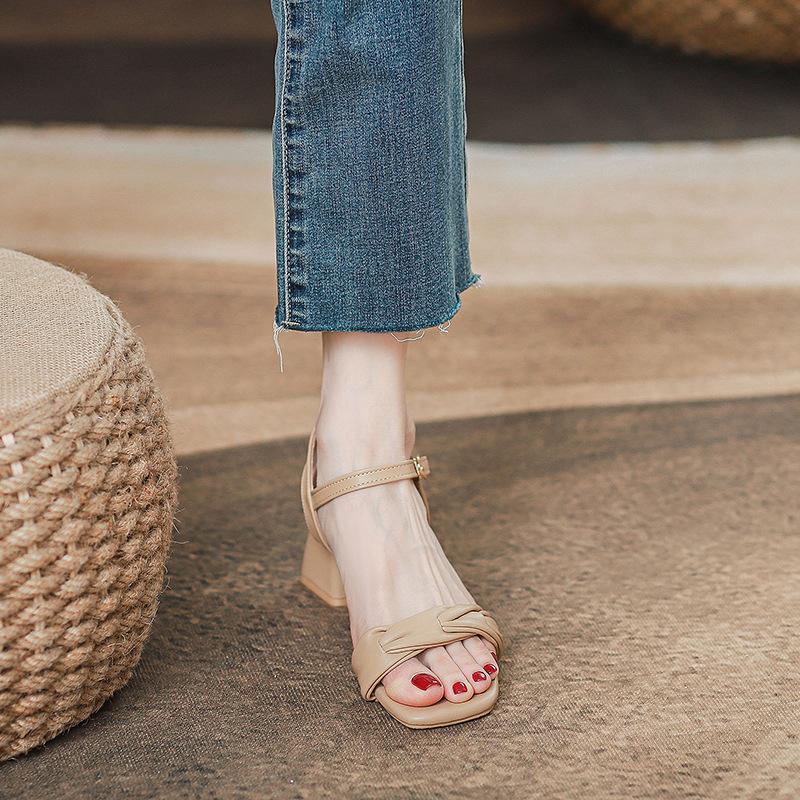 

Coarse-heeled sandals women s summer new one-word buckle belt outer wear simple and versatile high heels 40 хаки