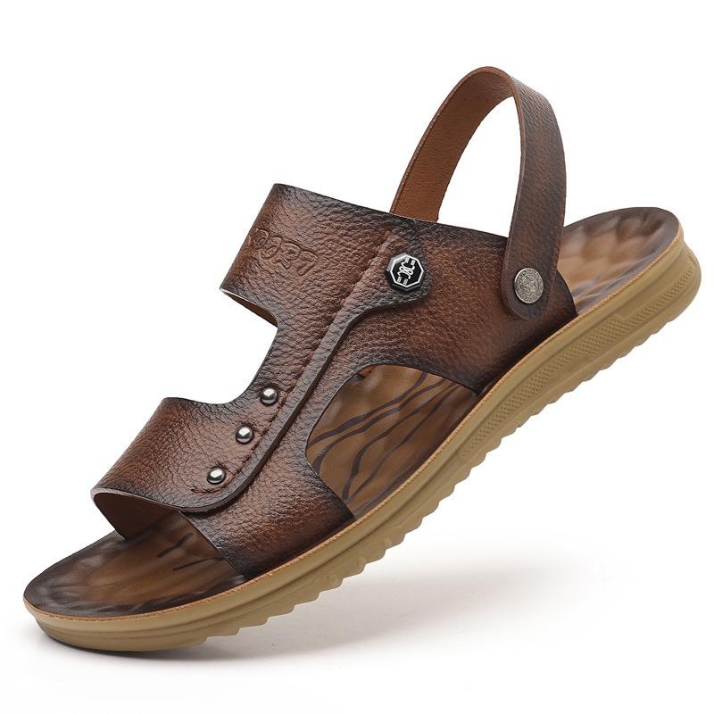 Sandals Men's New Summer Wear Cool Slippers Men's Soft-soled Dad Shoes Driving Beach Shoes