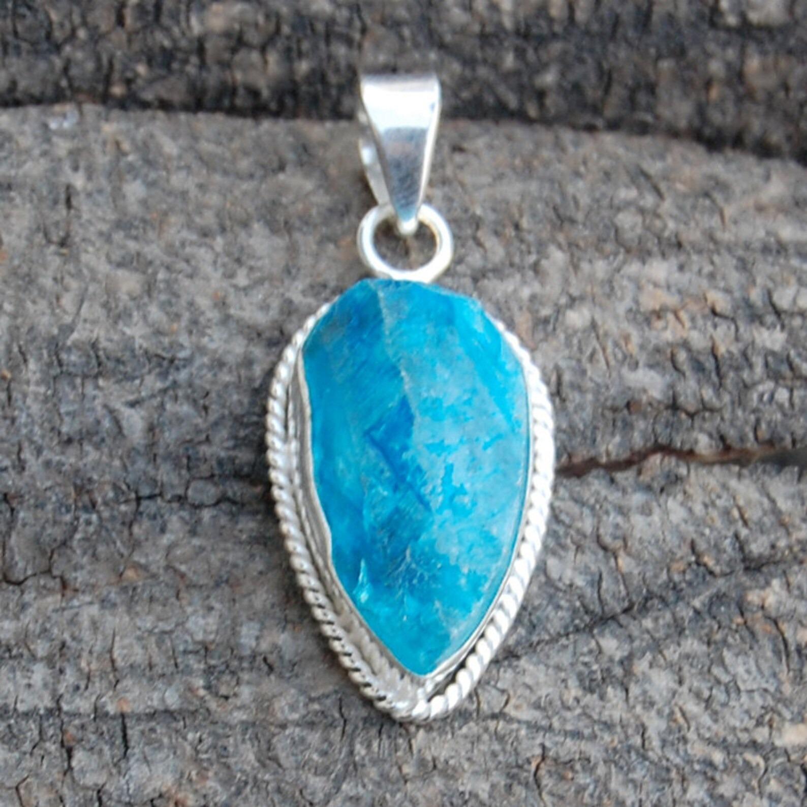 

Rough Pear Blue Apatite Druzy Sterling Silver Pendant (45x18mm) срібний