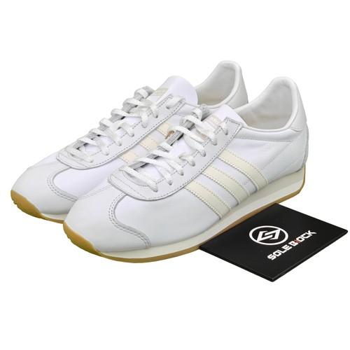 

adidas Wmns Country OG White Aluminium IE8411 EU 40 покинуть белый/белый