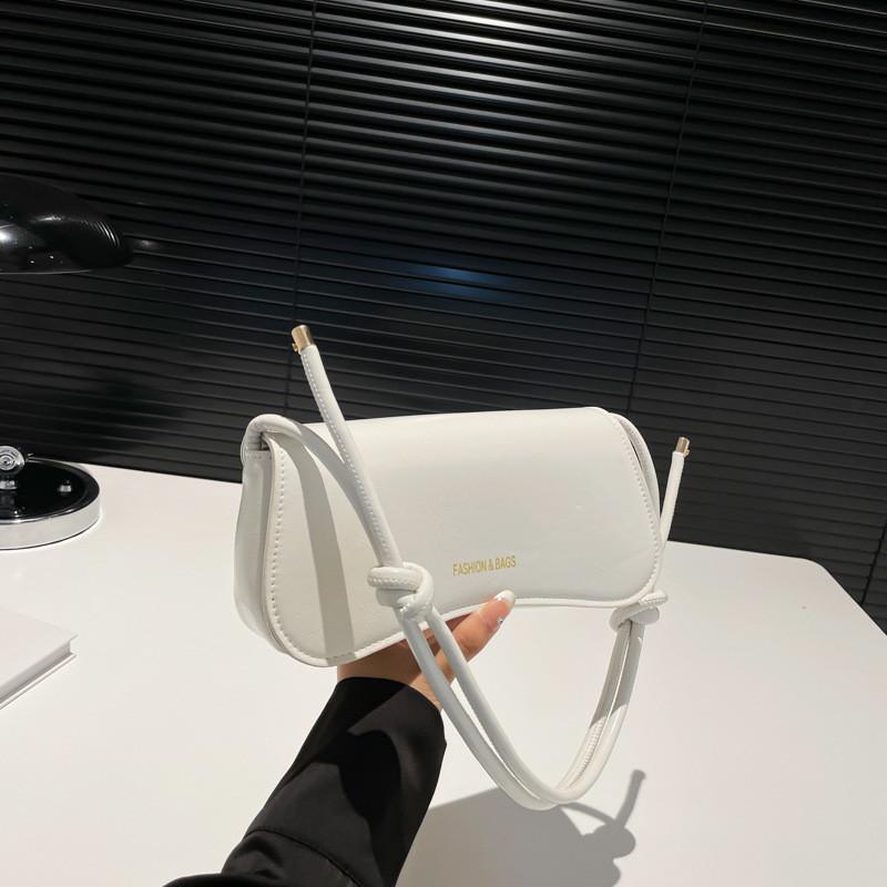 Stylish Trendy Winter Shoulder Bag For Women With Unique Retro Small Square Design