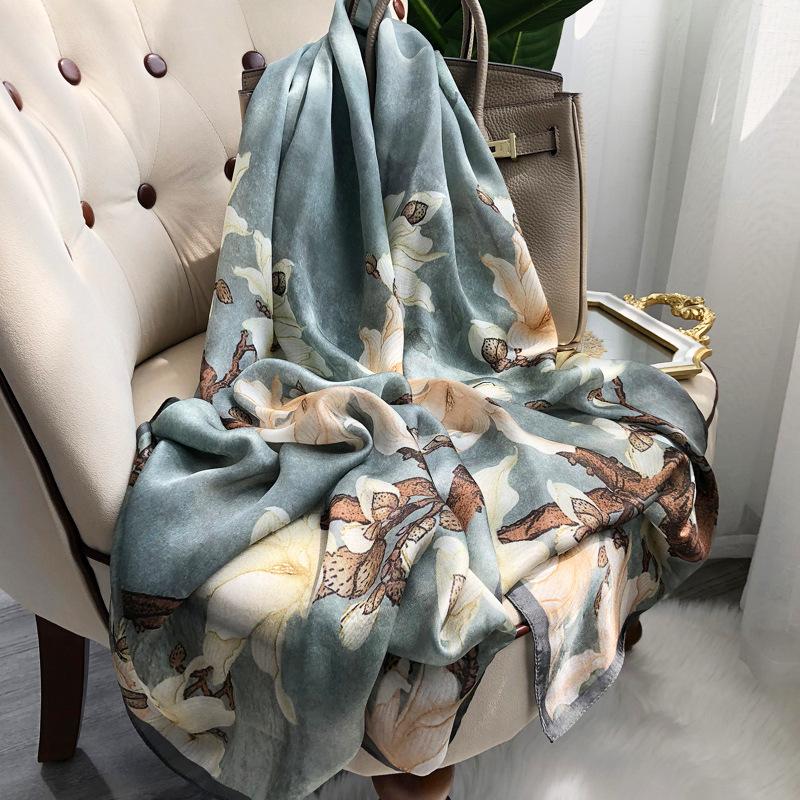 Silk Scarf Women'S Versatile Light Luxury Calla Lily Long Mulberry Silk Scarf Anti-Sun Shawl