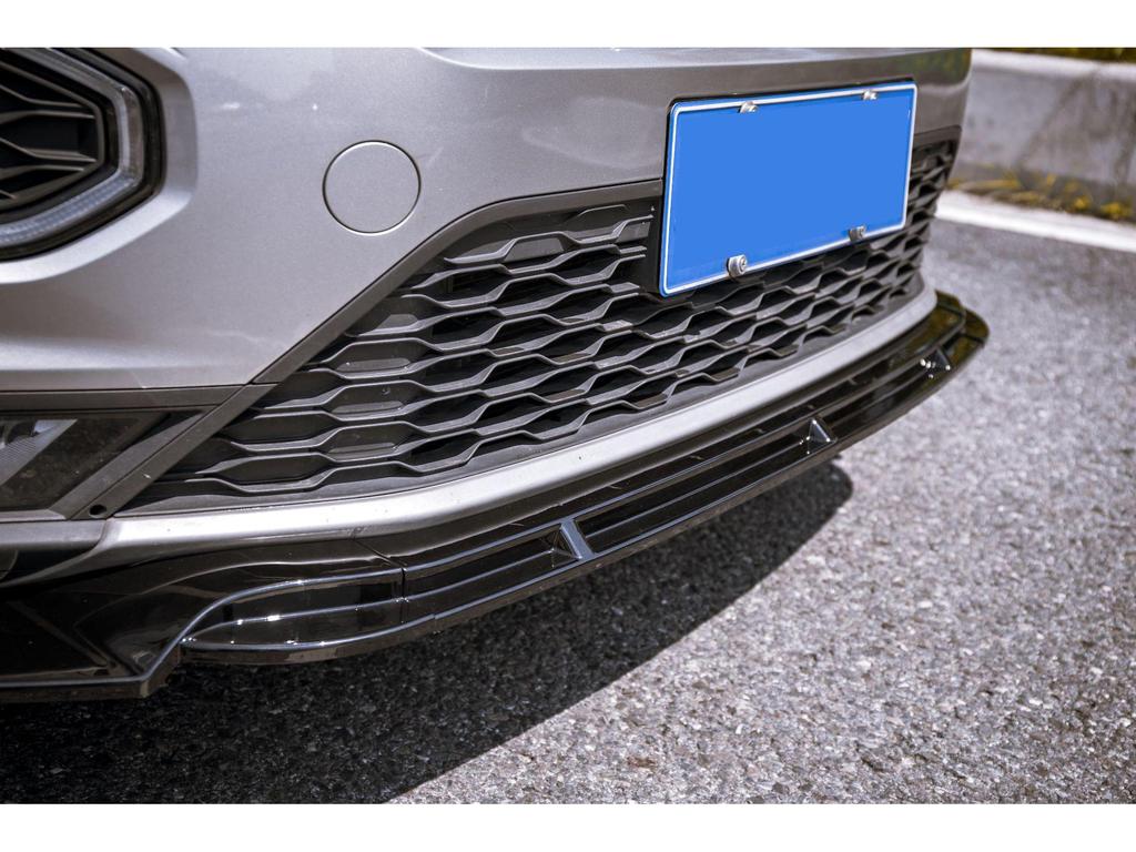 Volkswagen T-Roc 2018-2020 Front Splitter Lip & Bumper Guard Kit