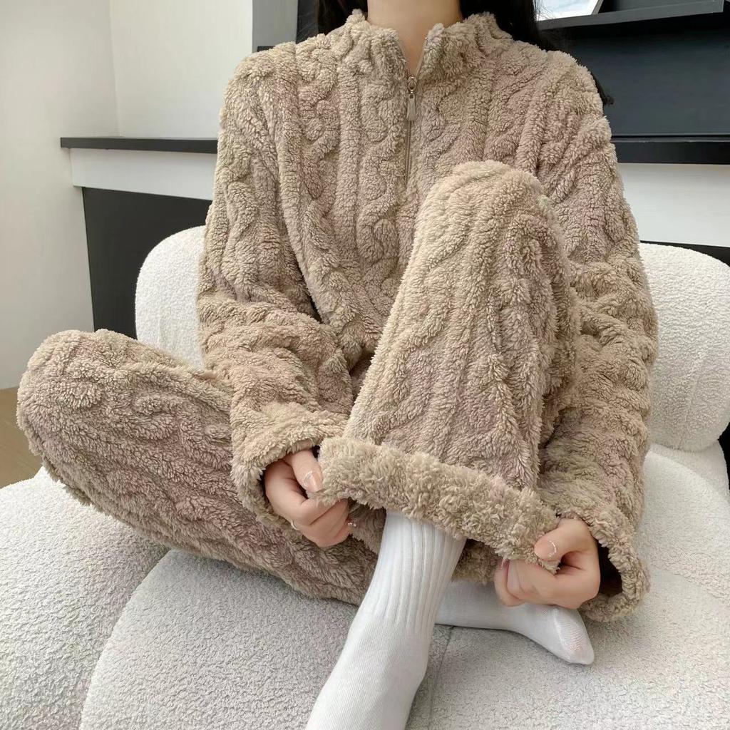 Podzimní a zimní Twist Zipper Couple Plus Sametové tlusté korálové fleecové pyžamo Velké teplé Žakárové Cardigan Domácí služba