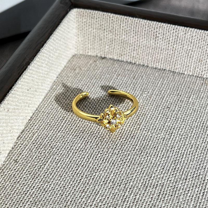 2026 Four-leaf Flower Language Retro Hollow Geometric Brushed Opening Ring Court Style Exquisite Layered Light Luxury Ring Resizable