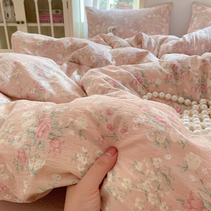 Korean Girls Strawberry Bedding Sets Bed Sheet Duvet Cover with Pillowcase Queen King Size Quilt Cover Set Soft Bed Linen Set