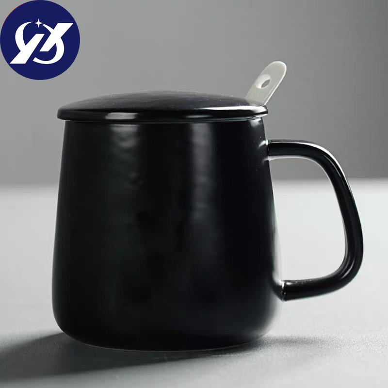 Japanese Style Totoro Coffee Mugs for Lovers Creative Milk Cup with Lid and Spoon Office Simple Ceramic Water Tea Cup Drinkware
