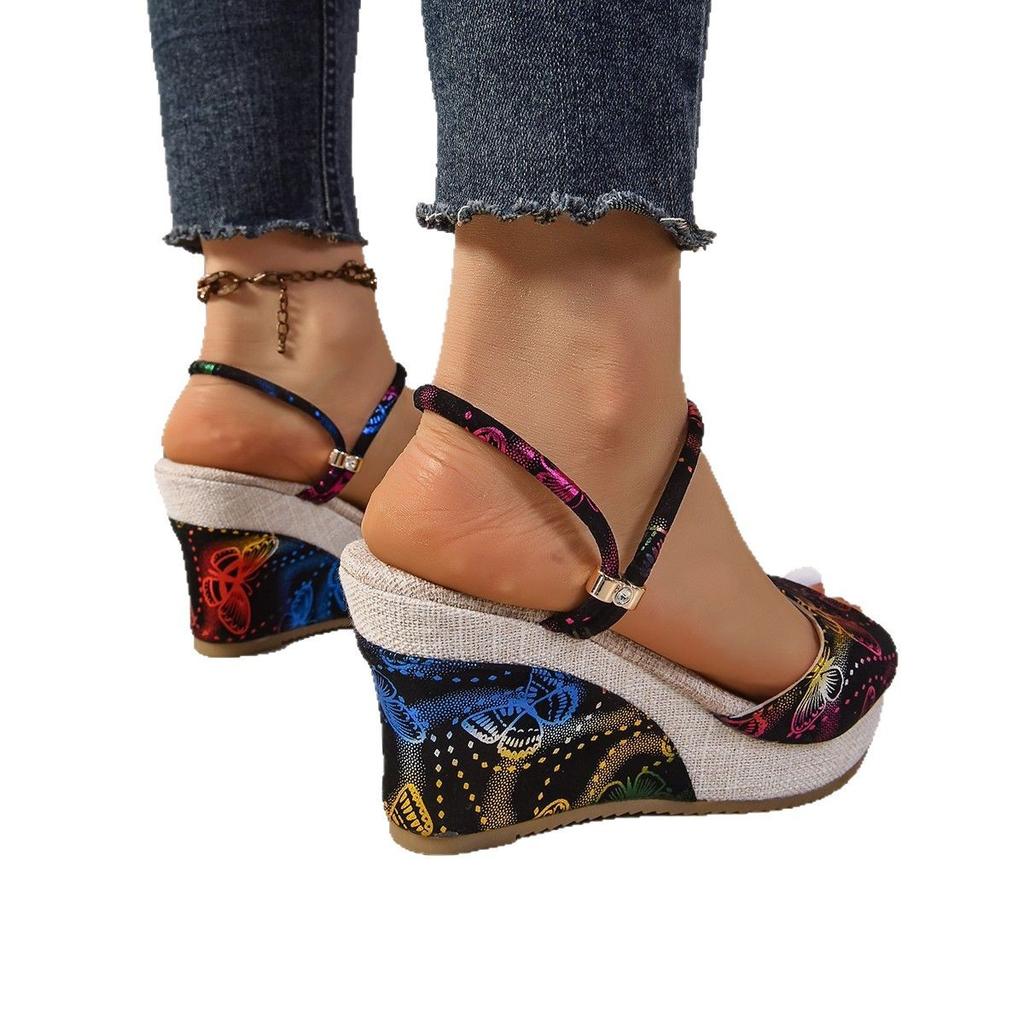 New Style Fashion Round Head Open-toe Color Matching One-word Buckle Women's Large Size Wedge Sandals