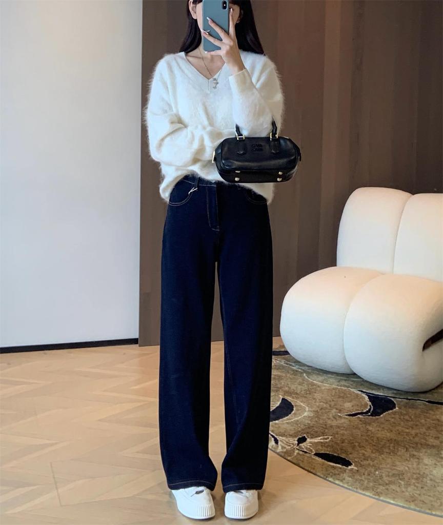 Women's Seamless V-neck Wool Silk Cashmere Knit Sweater, Multi-color, Lazy Style, 2026 Winter Collection