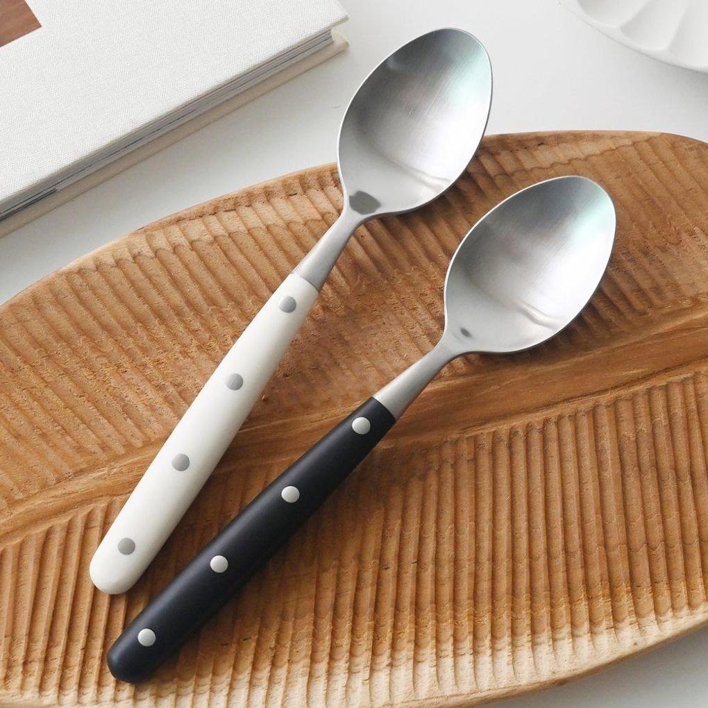 Melrose Button Dinner Spoon Cutlery 2 Colors