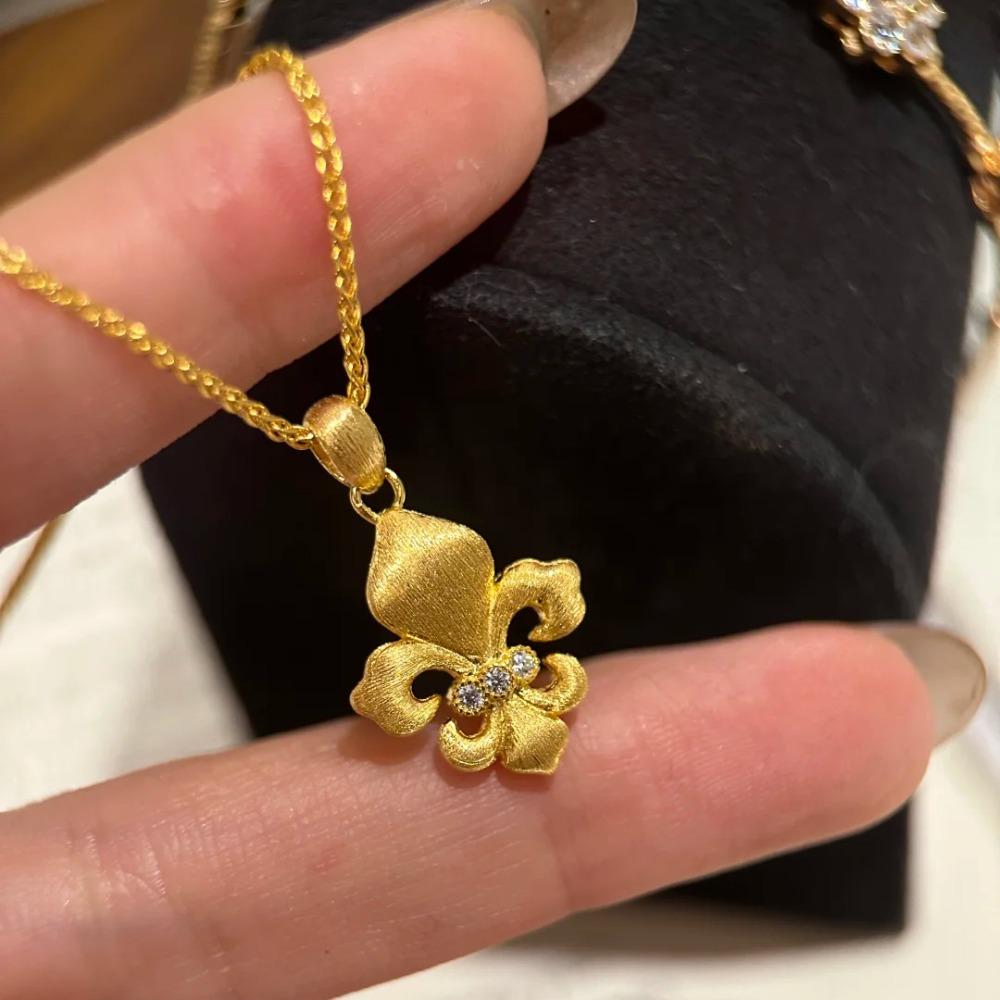 

Vintage Iris Bracelet with Brushed Finish Elegant Floral Earrings Pendant Jewelry Set