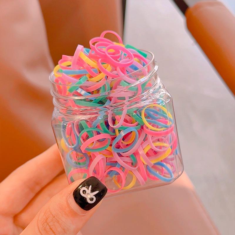 Jarred Rubber Hair Bands: No-Damage, Strong, and Unbreakable Hair Ties