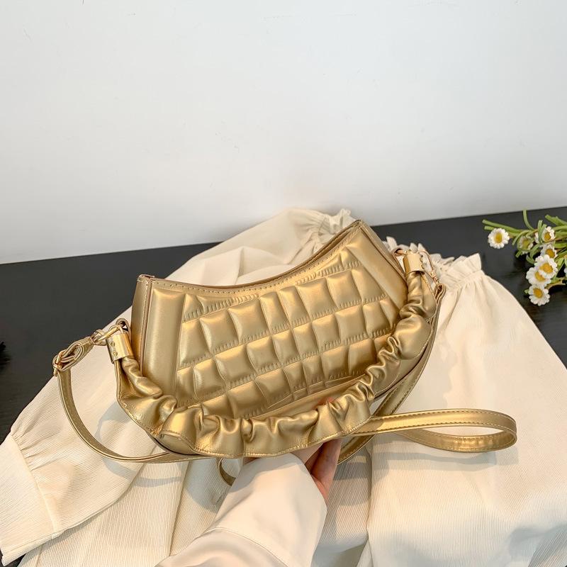 

Модна жіноча сумка з суцільним тисненням темпераменту, нова індивідуальна плісирована сумка на ланцюжку під пахвами, сумочка через плече на одне плече золотий