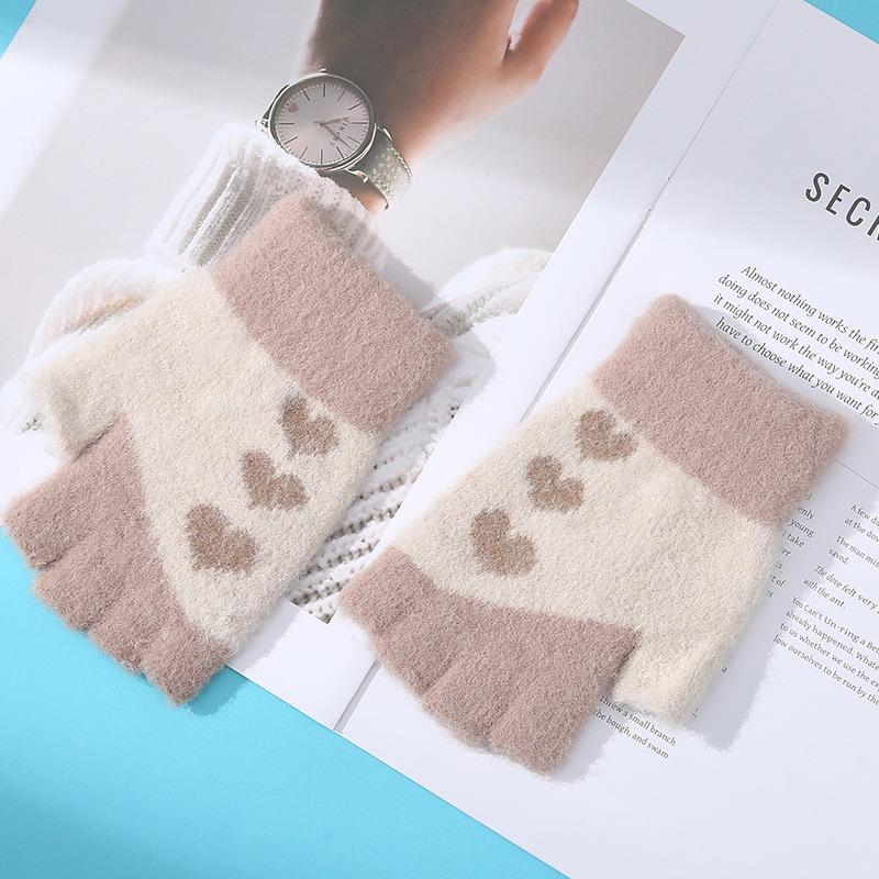 

Зимние новые вязаные теплые перчатки без пальцев, женская любовь милая и защищающая от холода, студенческая работа по письму оставляет половину пальцев открытыми