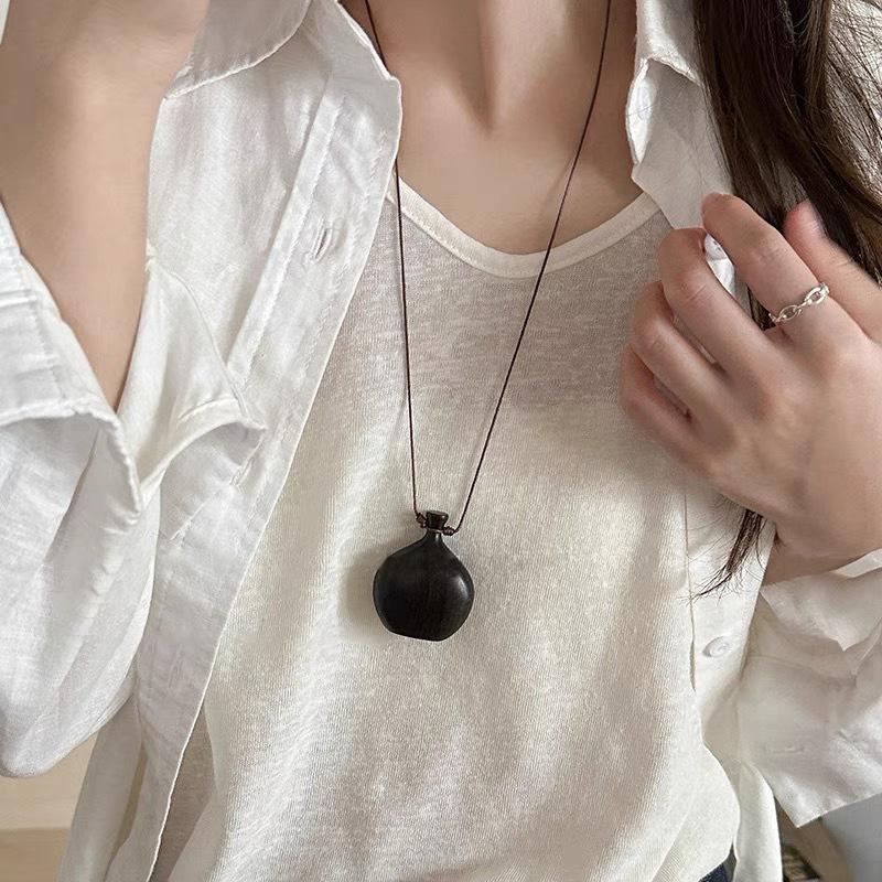 1PC Flask Pendant Parties Wooden Fashion Long Necklace Daily Wear Jewelry for Women Elegant Adjustable Vintage Ethnic