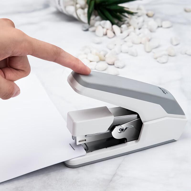 Deli 0477 Effort-Saving Stapler