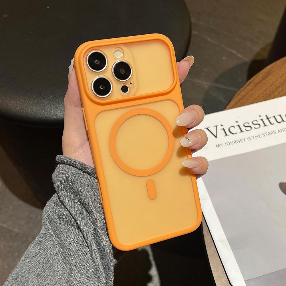 Fine hole skin-sensitive magnetic case is suitable for Apple 17promax mobile phone case iPhone16 transparent protective case 13.