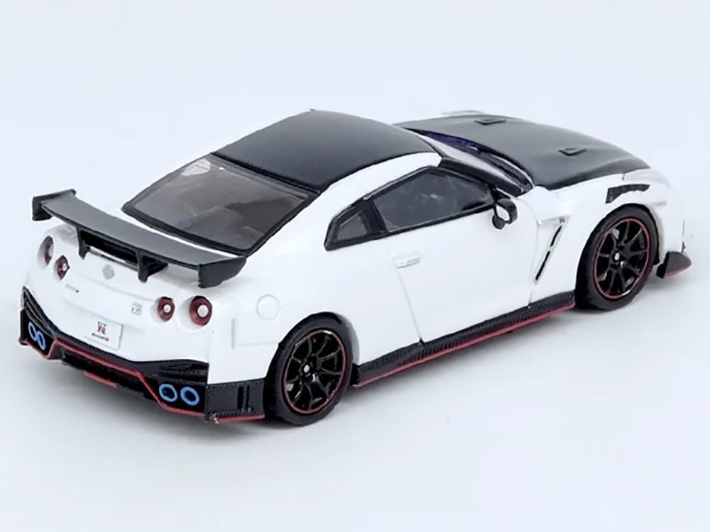 Inno Models 1/64 Scale Nissan GT-R (R35) NISMO White Finished Product R35N-WHI