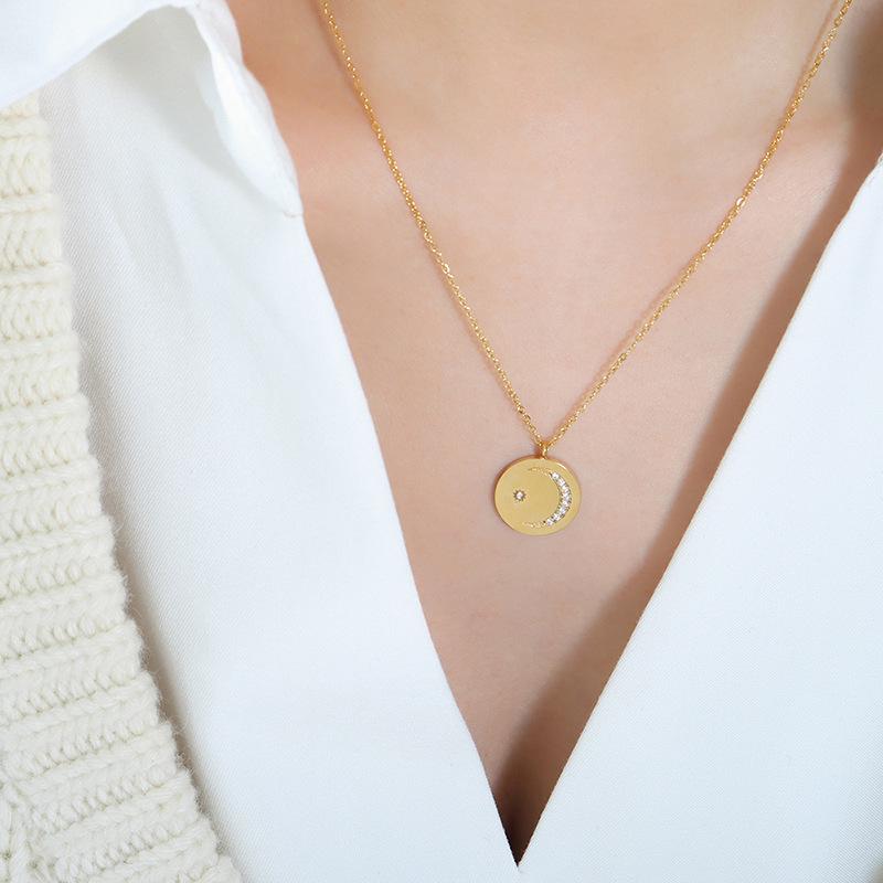 Korean-Japanese Style Zirconia Crescent Moon Necklace for Women, Titanium Steel, Colorfast, P1072